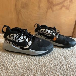 Nike Boys Basketball Shoes